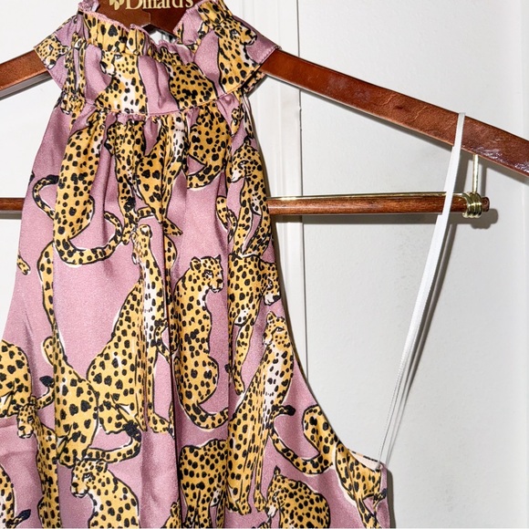 NWT Lavender Crop Blouse w Cheetahs - Lavender Brown Clothing - Size M - USA - Picture 3 of 8